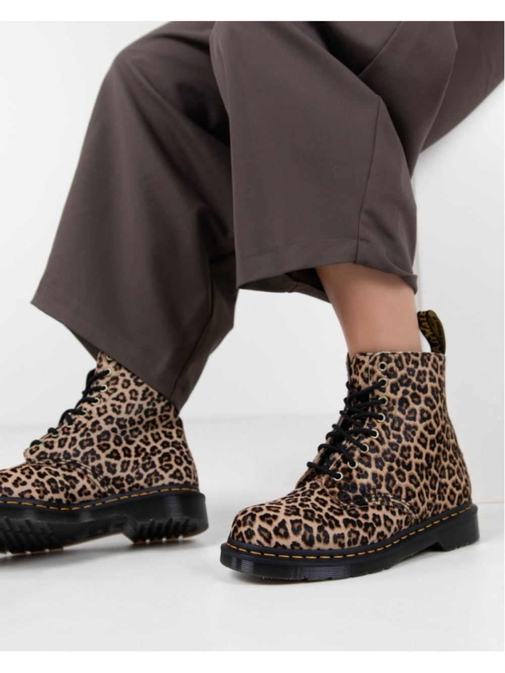Dr Martens 1460 Pascal Leopard Cow Hair Lace Up Boot US M 9 W 10 Unisex Festive - Picture 13 of 13